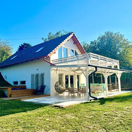 Apartment Bohemian Eco At Balaton